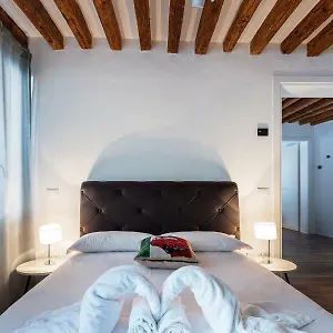 https://incanto-venice.hotelinveneto.com
